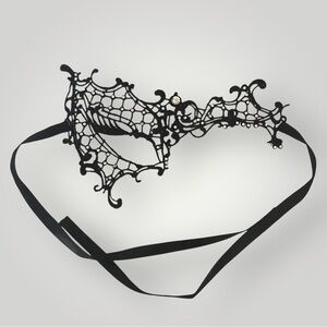 One Eye Lace Mask